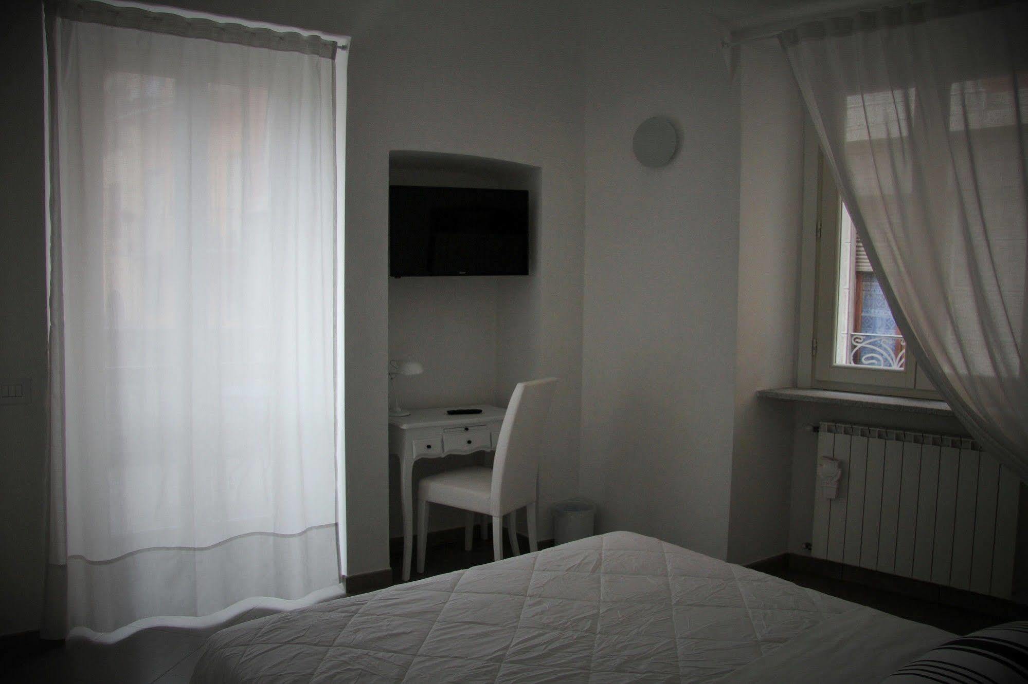 La Terrazza Vercelli Bed & Charme Eksteriør billede