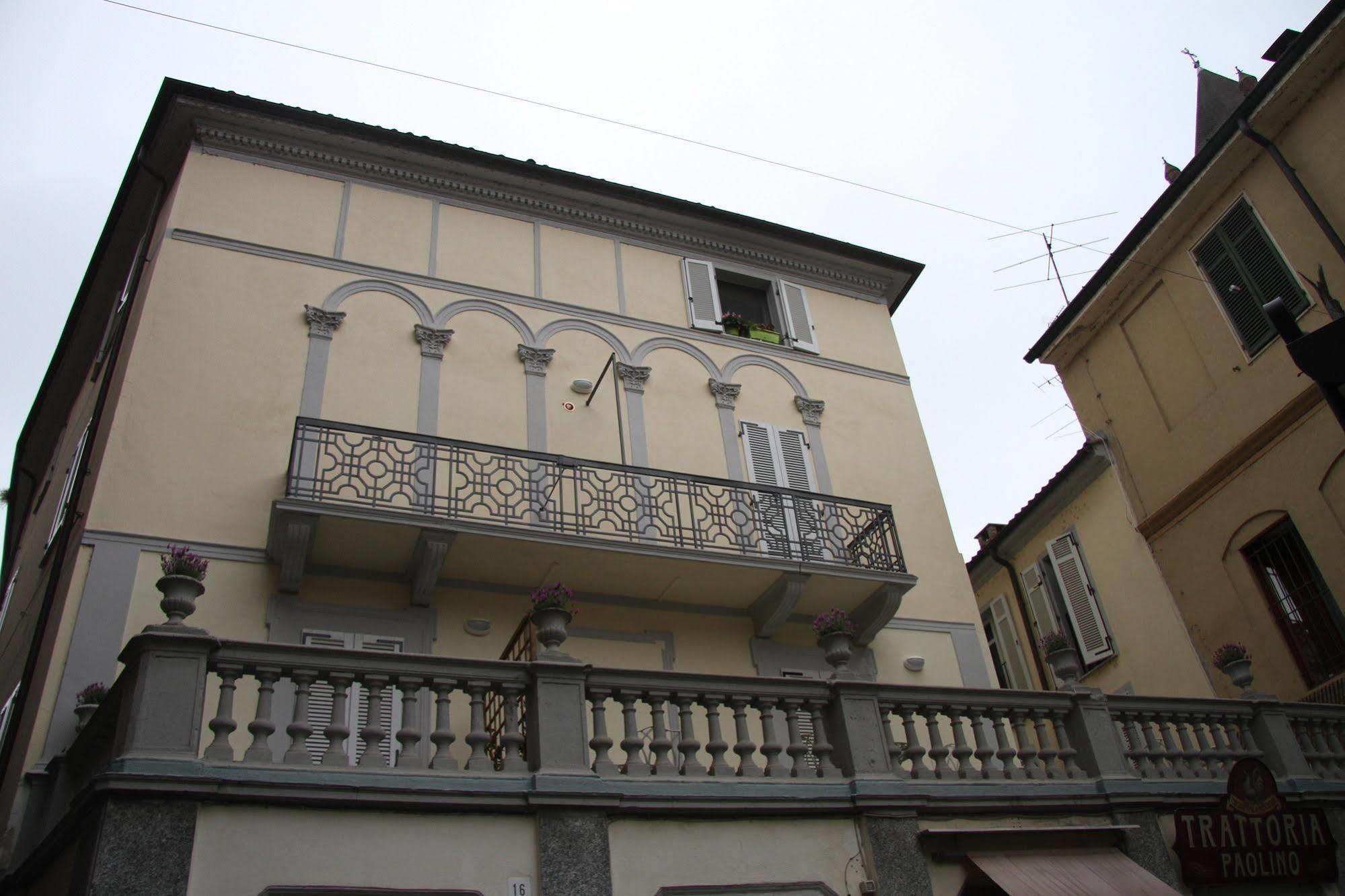 La Terrazza Vercelli Bed & Charme Eksteriør billede